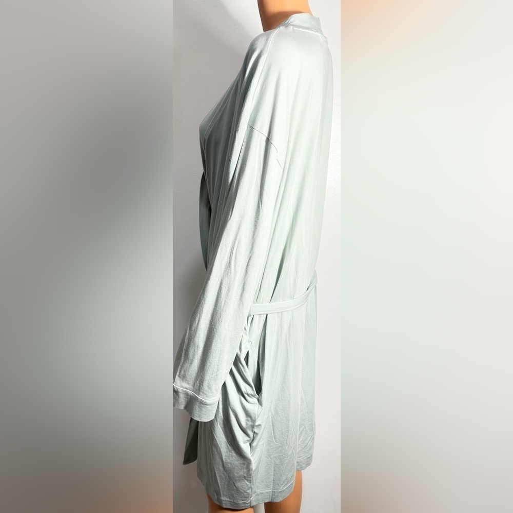 Amazon Women's Light Green Robe - Picture 4 of 14